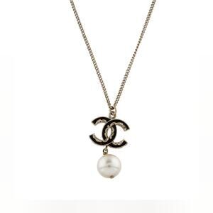Chanel Faux Pearl Enamel Interlocking CC Logo Pendant Necklace